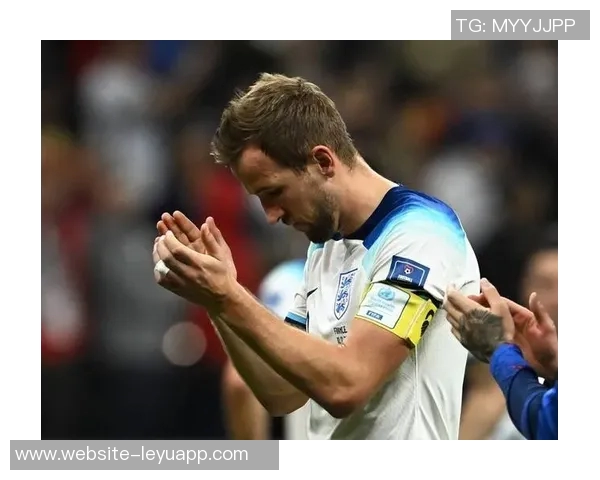 天空报道凯恩脚踝受伤能否参加与威尔士热身赛仍存疑虑